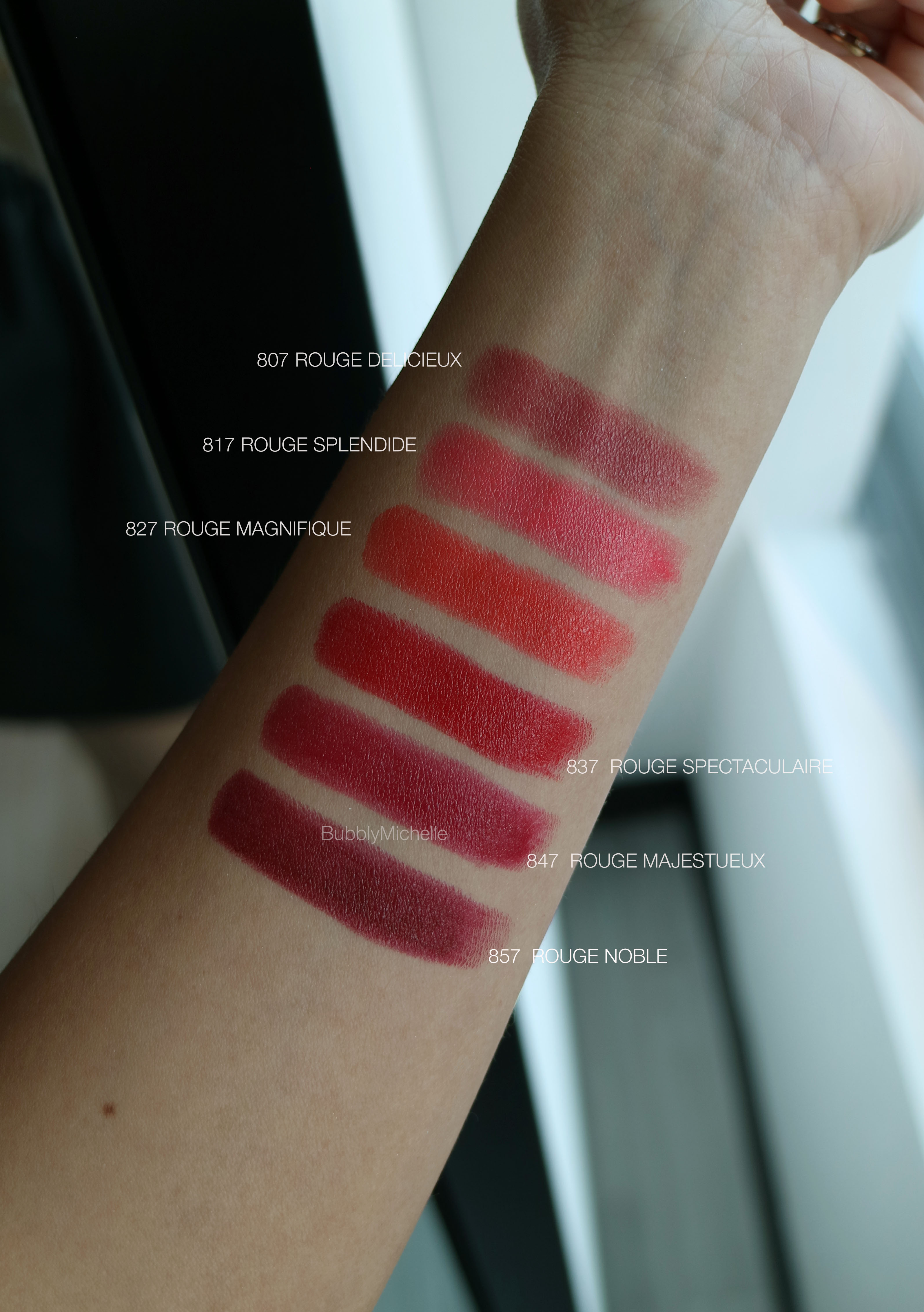 chanel-holiday-lipstick-swatches-natural-light.jpg